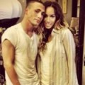 Colton joue pour Leona Lewis